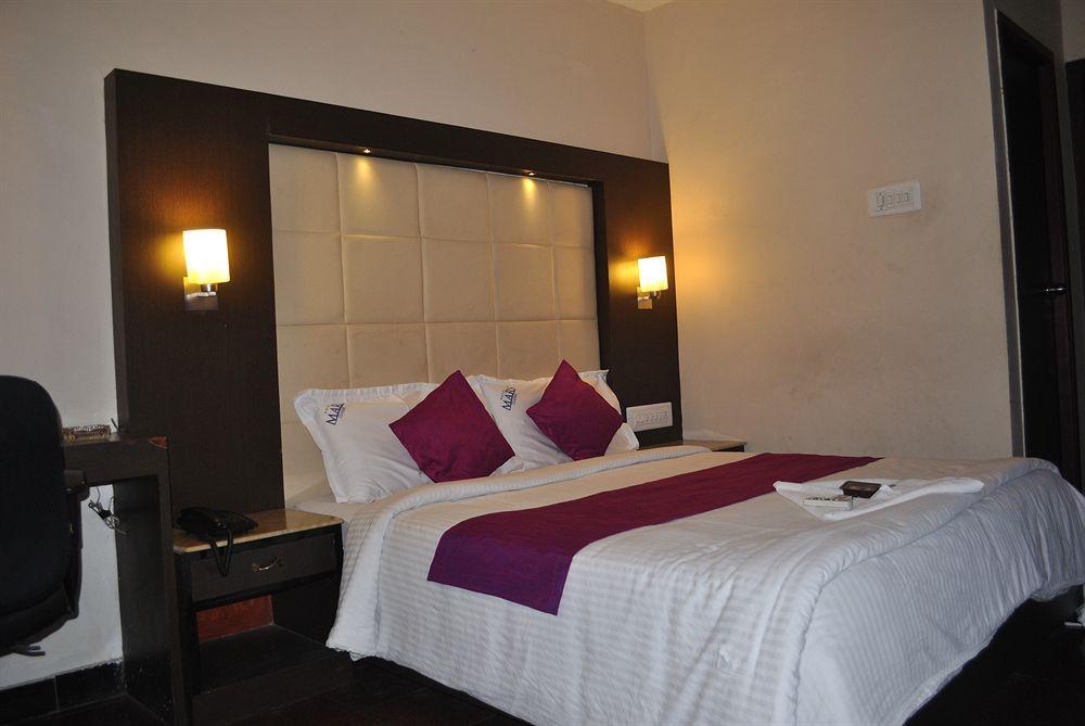Hotel Mars Classic Chennai Eksteriør billede