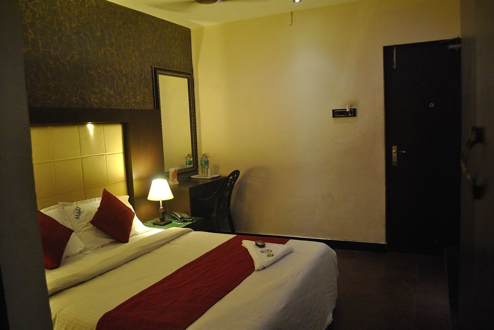 Hotel Mars Classic Chennai Eksteriør billede
