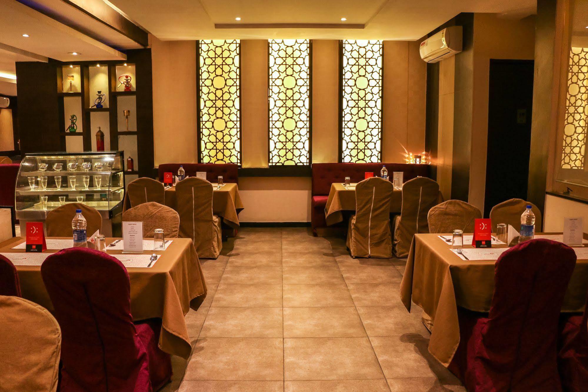 Hotel Mars Classic Chennai Eksteriør billede