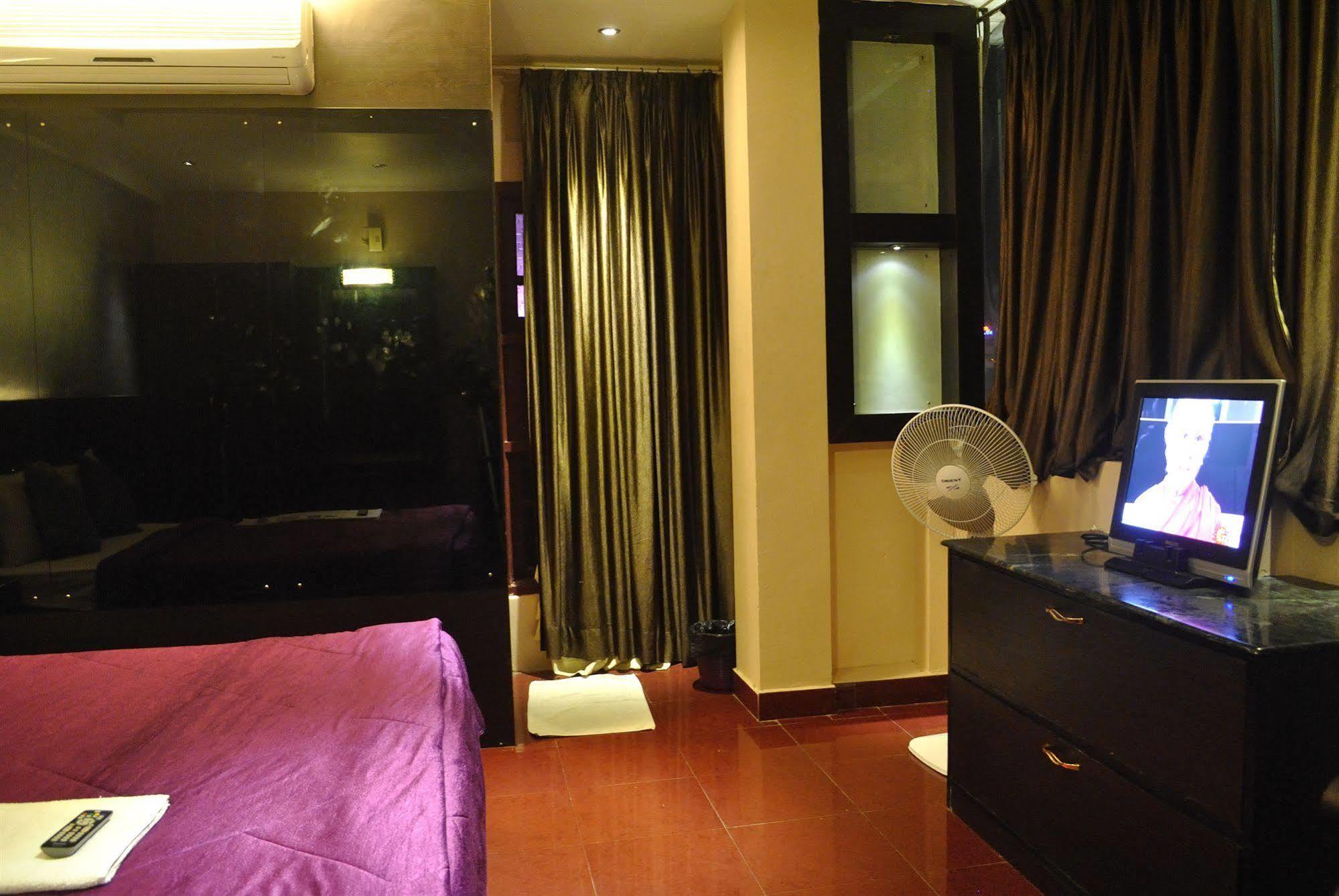 Hotel Mars Classic Chennai Eksteriør billede