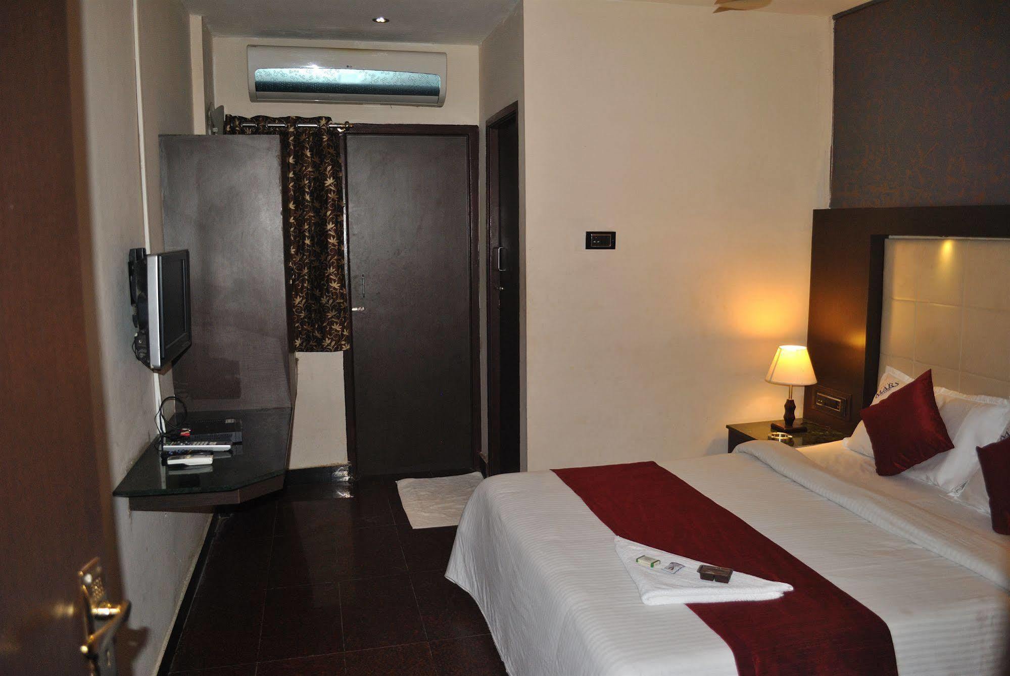 Hotel Mars Classic Chennai Eksteriør billede