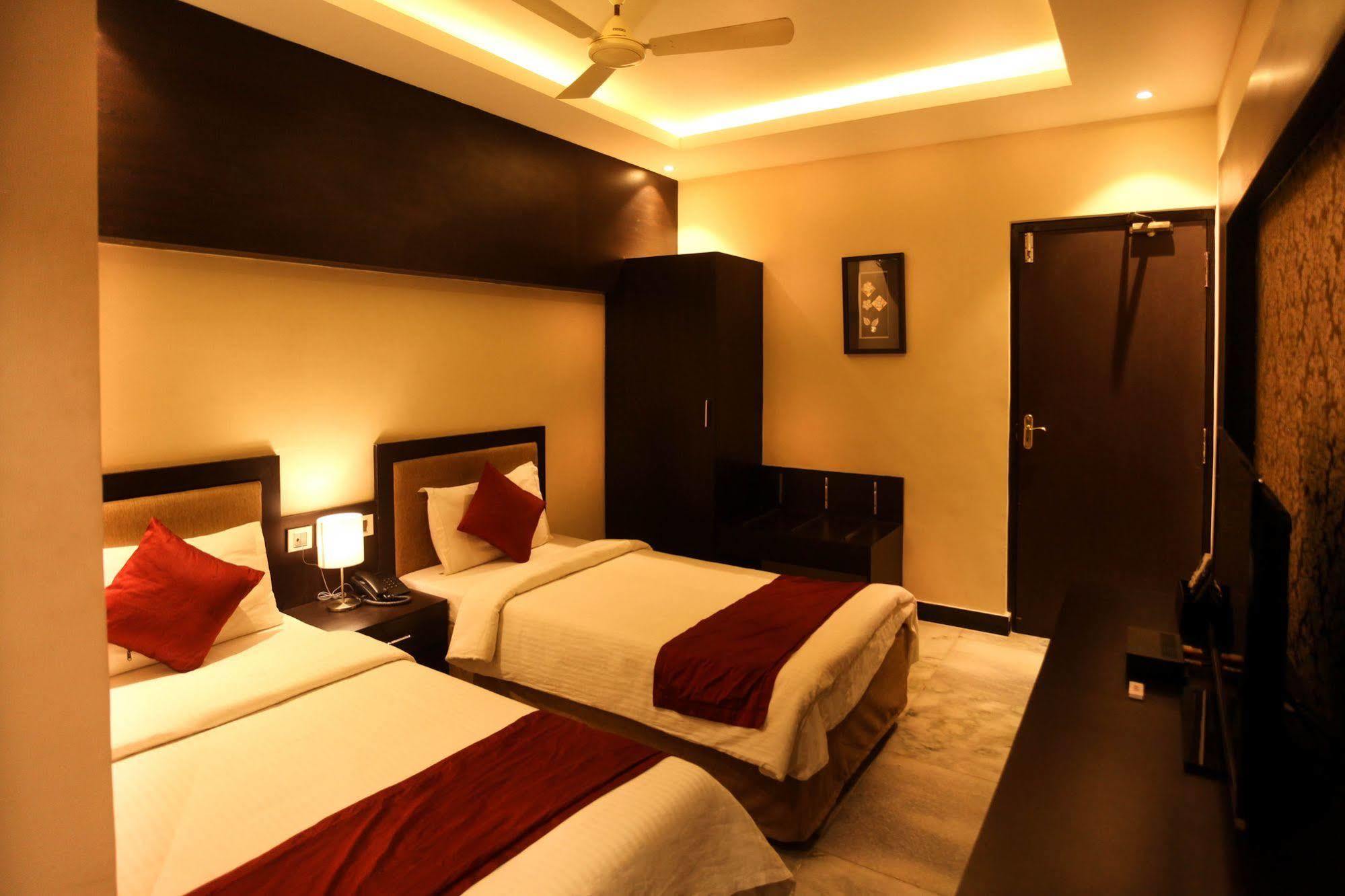 Hotel Mars Classic Chennai Eksteriør billede
