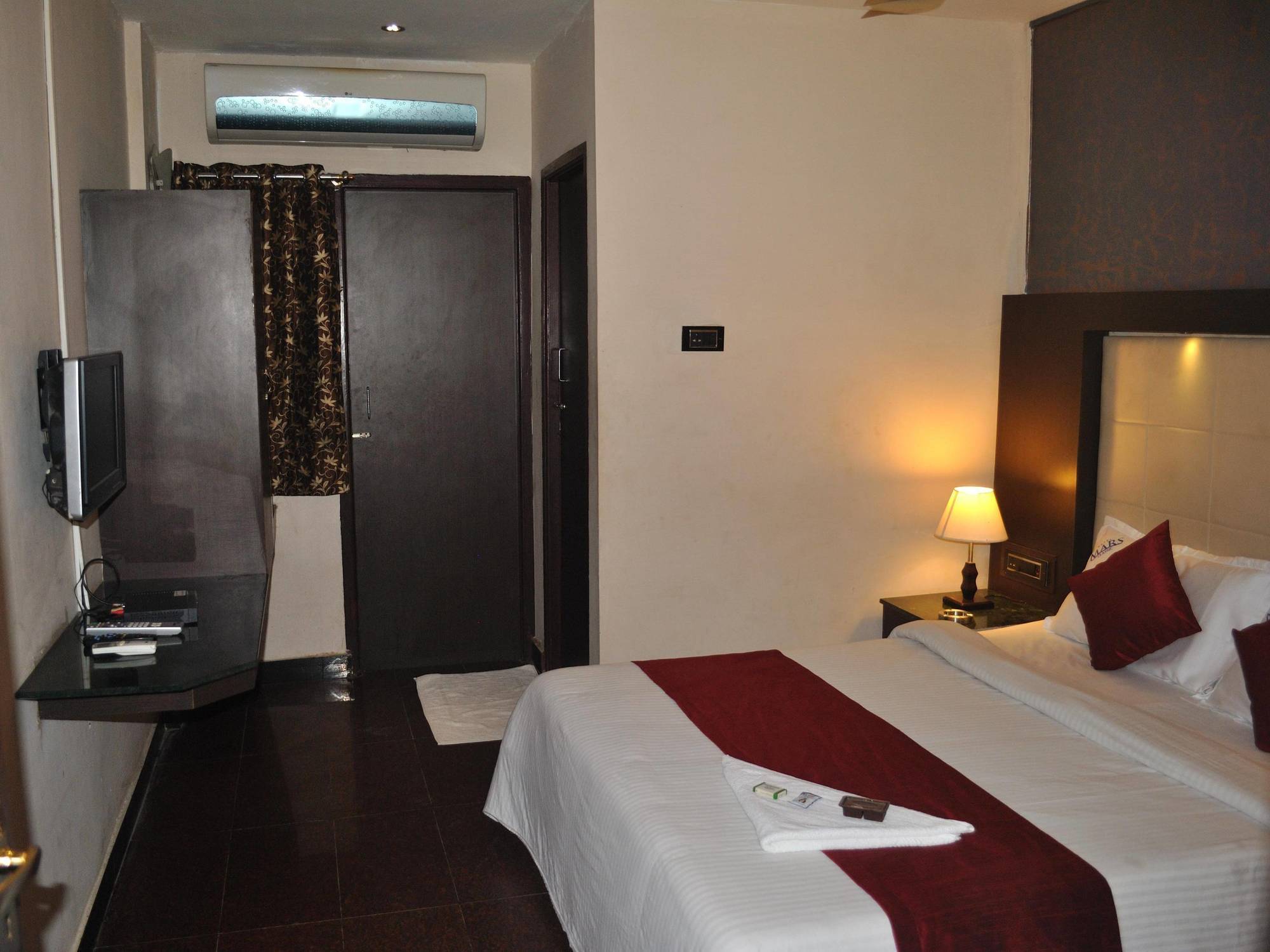 Hotel Mars Classic Chennai Eksteriør billede